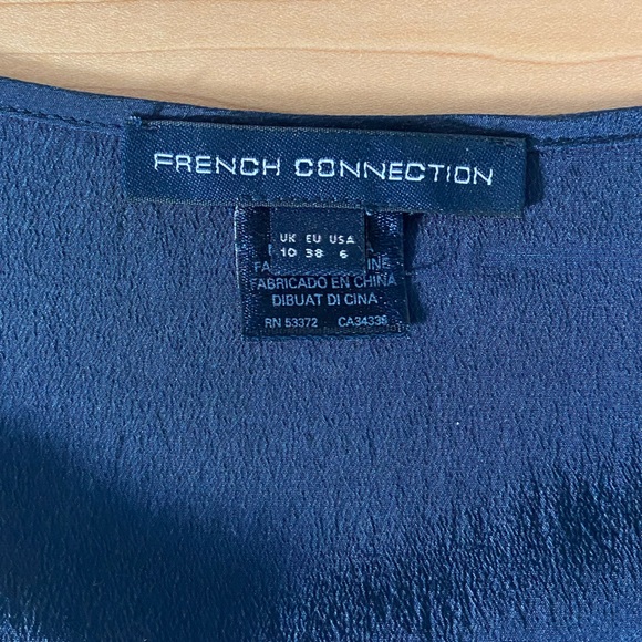 French Connection blue silk tank - Picture 2 of 2